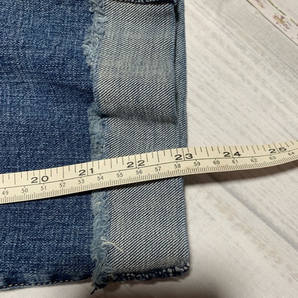 KUT from the Kloth Amy Crop Straight leg Jeans. Size 14. - Picture 9 of 9